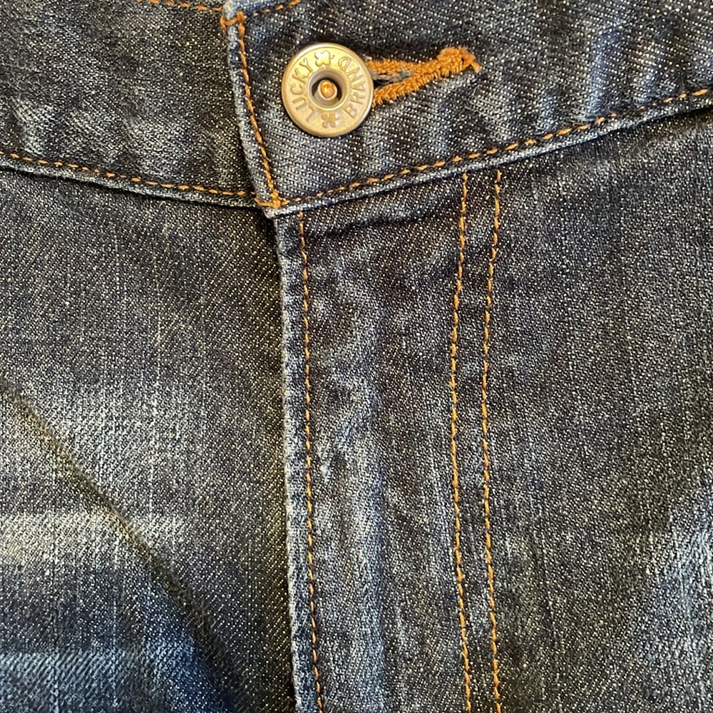 Lucky Brand snort inseam blue washed jeans